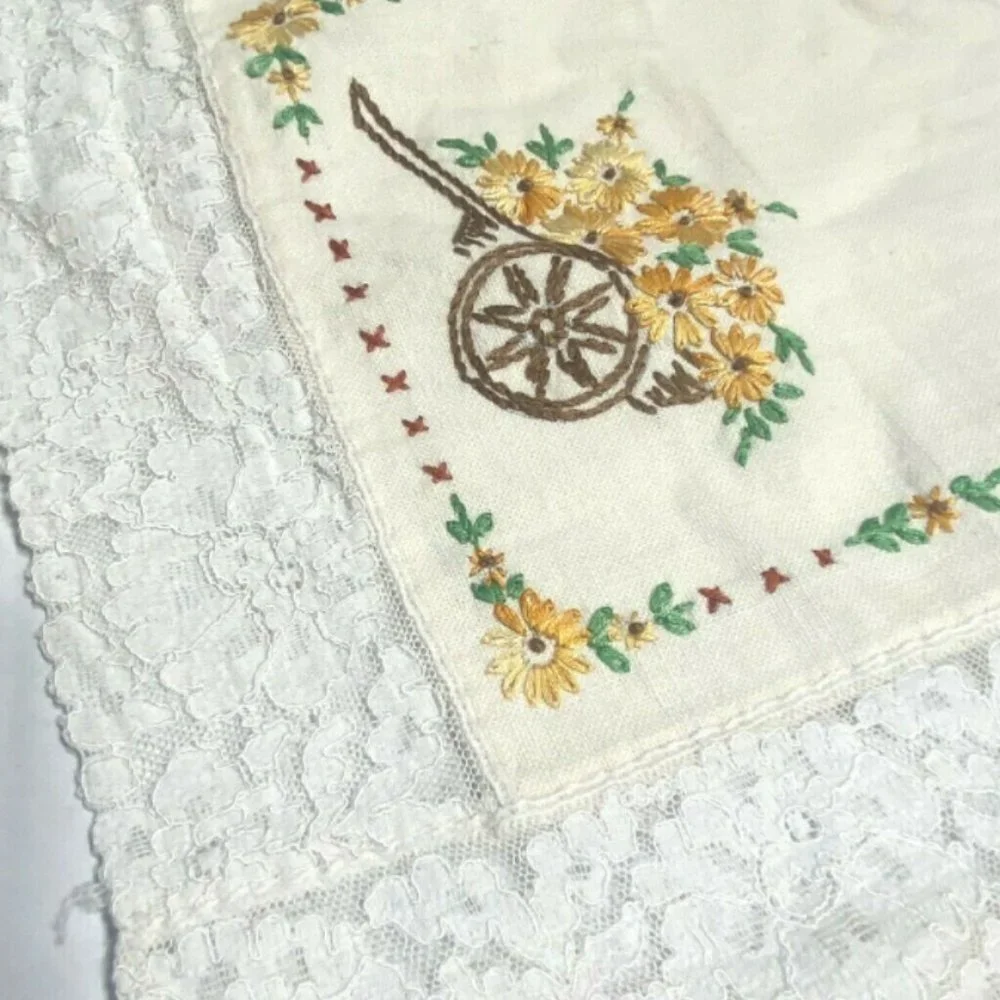 Vintage Antique Set 3 Handmade Cloths Lace Doilies